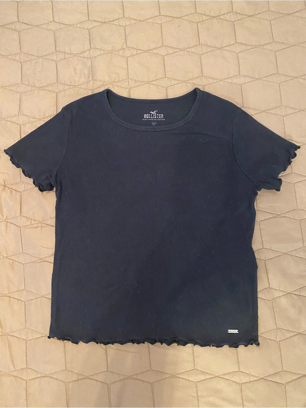 Hollister XS black Tee
